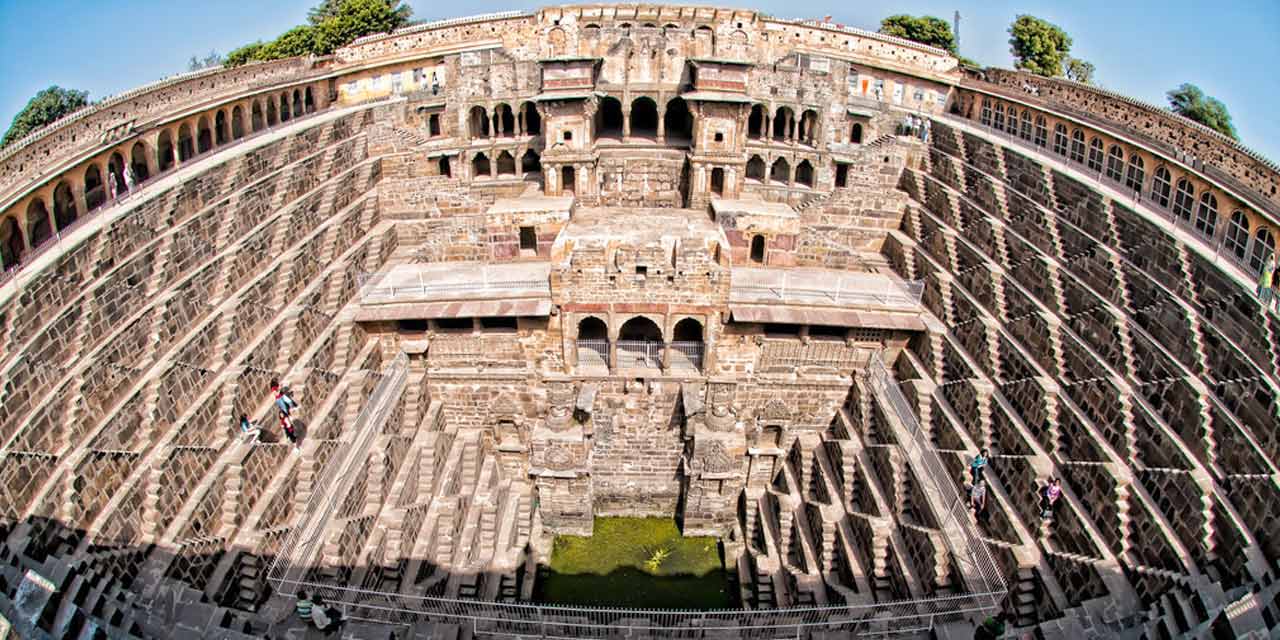 Razakhantour #india Chand Baori, #ABHANERI is one of the oldest, deepest  and largest Baori (#stepwell) in Rajasthan. It was built by King Chanda  Nikunba Dynesty, who ruled during the 8th - 9th