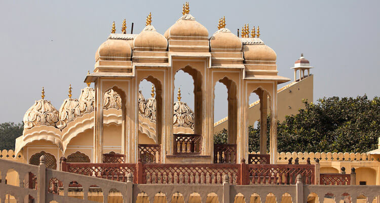 Hawa Mahal Jaipur, India (Entry Fee, Timings, History, Built by, Images